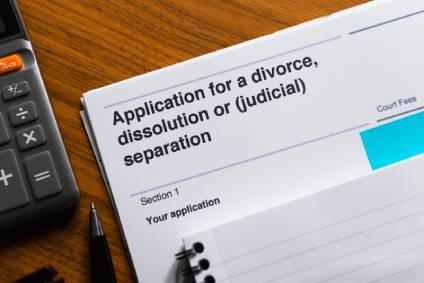 Applicaton for a divorce, dissolution or judicial separation legal document.
